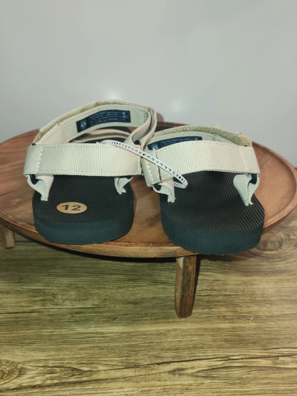 Teva Original Universal Sandals Men's Size 12 White Pepper/Beige & Black NEW